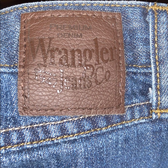 Wrangler Men’s Blue Straight Jeans 30 by 29 - Picture 2 of 13